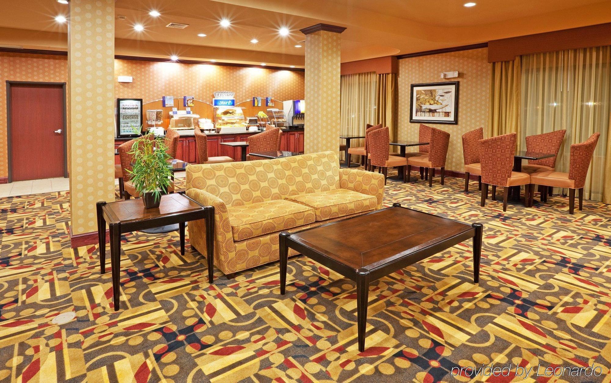 Holiday Inn Express Hotel And Suites Altus, An Ihg Hotel Interior photo