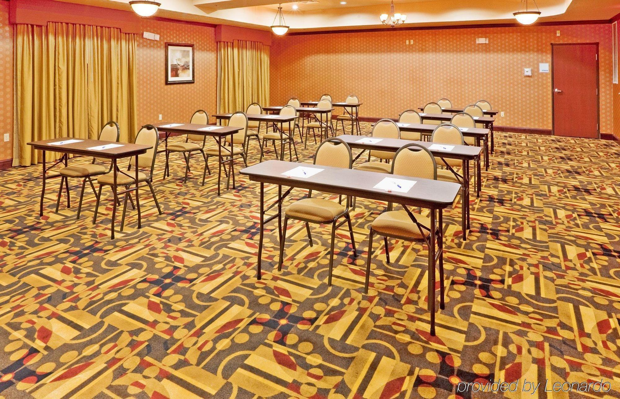 Holiday Inn Express Hotel And Suites Altus, An Ihg Hotel Facilities photo